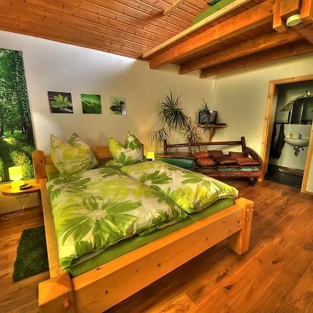 Oda ve Kahvaltı Am Ruebenkeller